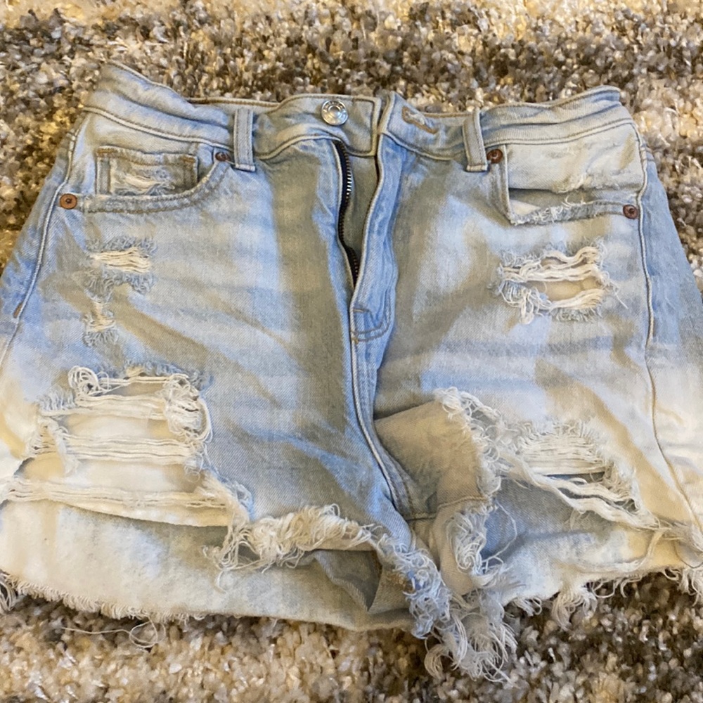 Jean shorts size 0 it says